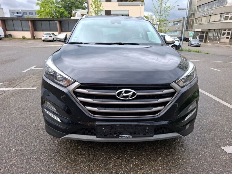 Phantom black / mic Gebraucht 2017 Hyundai Tucson Advantage SUV | 17.290 € (Guter Preis) - Bild 1/4