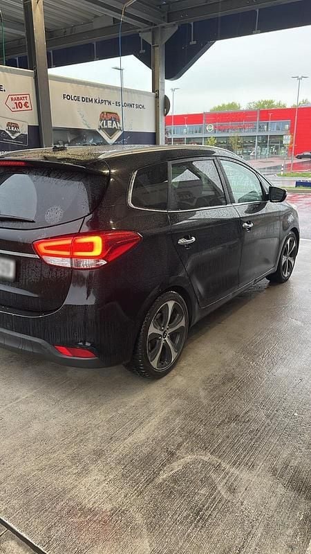 Gebraucht Kia Carens Edition 7 166 PS (122 kW) 2013 Schwarz Van / Kleinbus