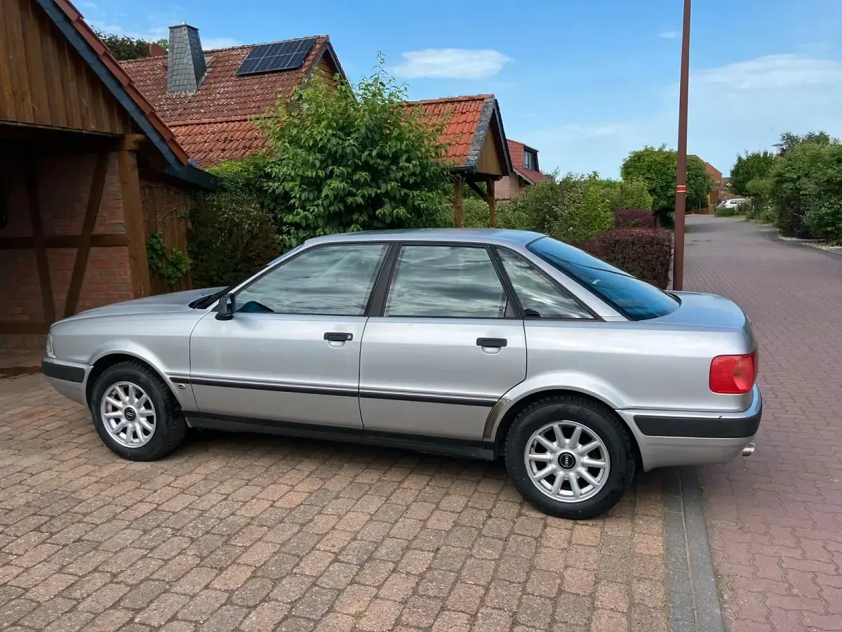 Occasion Audi 80 90 ch (66 kW) 1994 Argent Berline