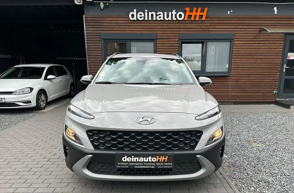 Gebraucht Hyundai Kona Edition 30 105 PS (77 kW) 2022 Grau SUV
