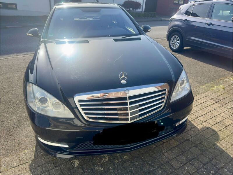 Schwarz Gebraucht 2005 Mercedes S500 AMG Limousine | 13.000 € (Teuer) - Bild 1/4