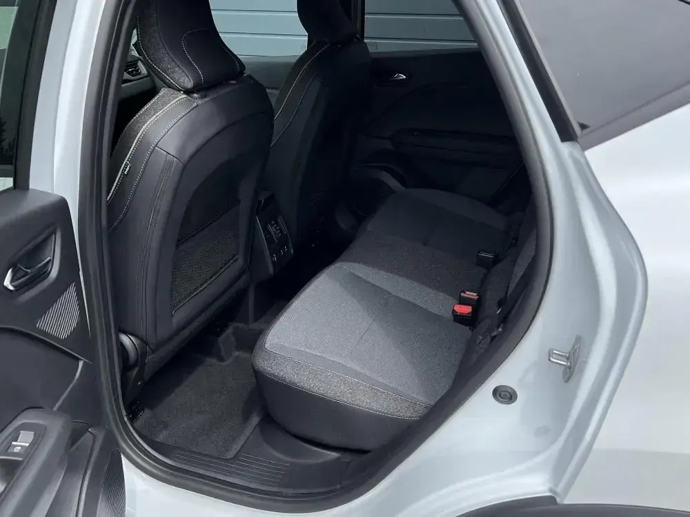 Neu Renault Captur Techno 140 PS (102 kW) 2026 SUV