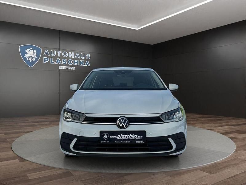 Gebraucht VW Polo Move 80 PS (58 kW) 2024 Pure white (weiß) Kleinwagen