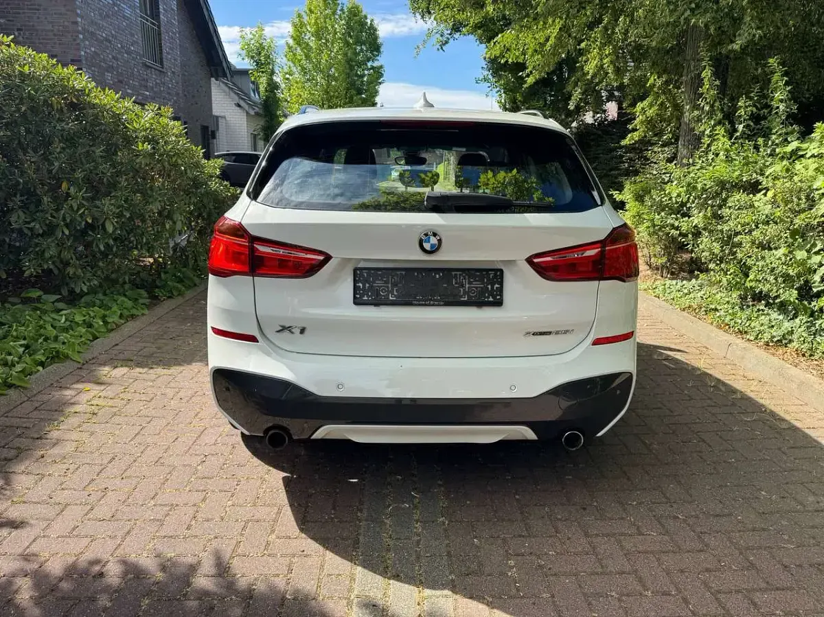 Gebraucht BMW X1 M Sport 231 PS (169 kW) 2018 Alpinweiss iii SUV