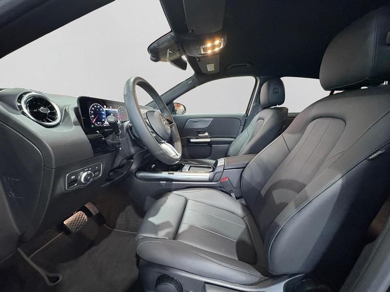 Gebraucht Mercedes GLA200 Progressive 150 PS (110 kW) 2025 Schwarz SUV