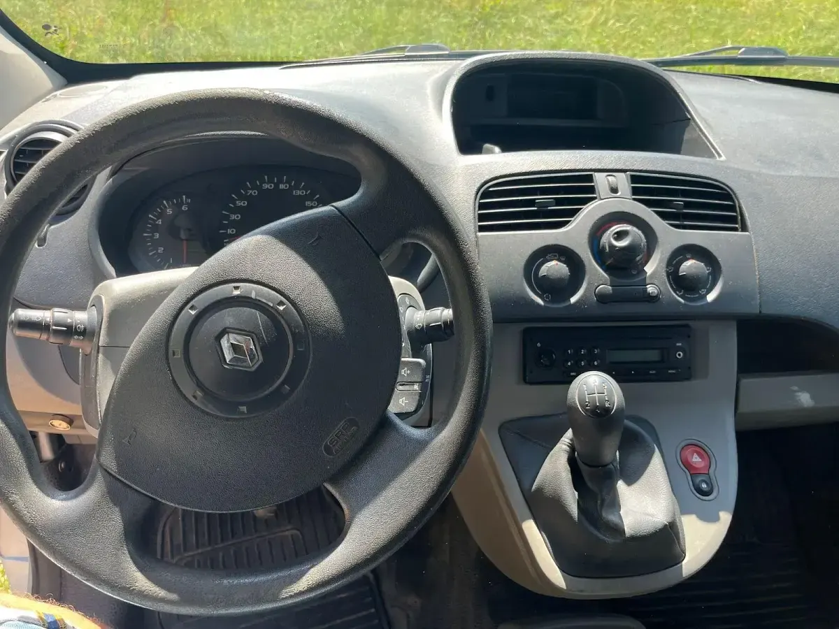 Gebraucht Renault Kangoo 76 PS (55 kW) 2010 Grau Van / Kleinbus