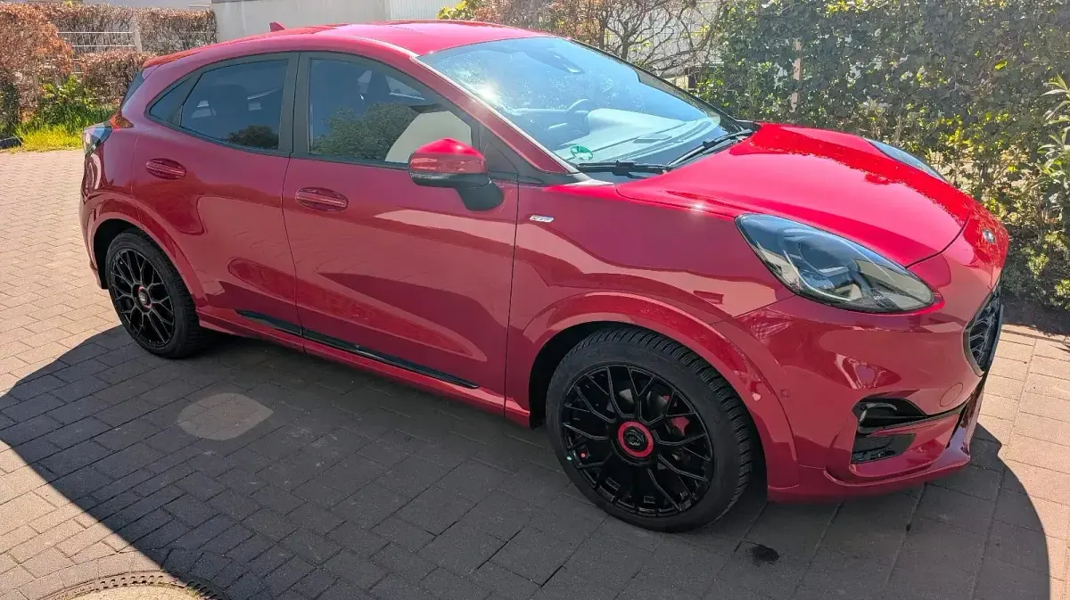 Gebraucht Ford Puma ST-Line X 155 PS (114 kW) 2023 Rot SUV