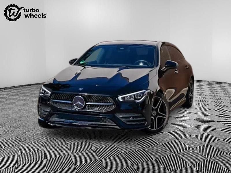 Schwarz Gebraucht 2020 Mercedes CLA180 Shooting Brake AMG Kombi | 22.999 € (Fairer Preis) - Bild 1/4