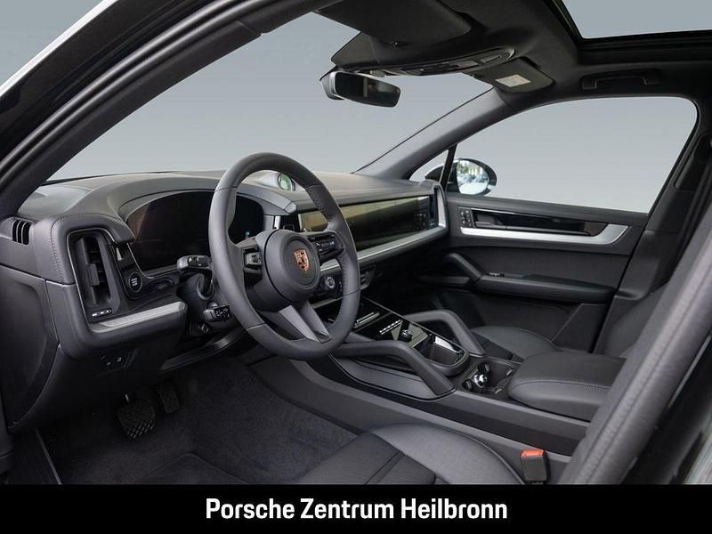 Gebraucht Porsche Cayenne 470 PS (345 kW) 2025 Schwarz SUV