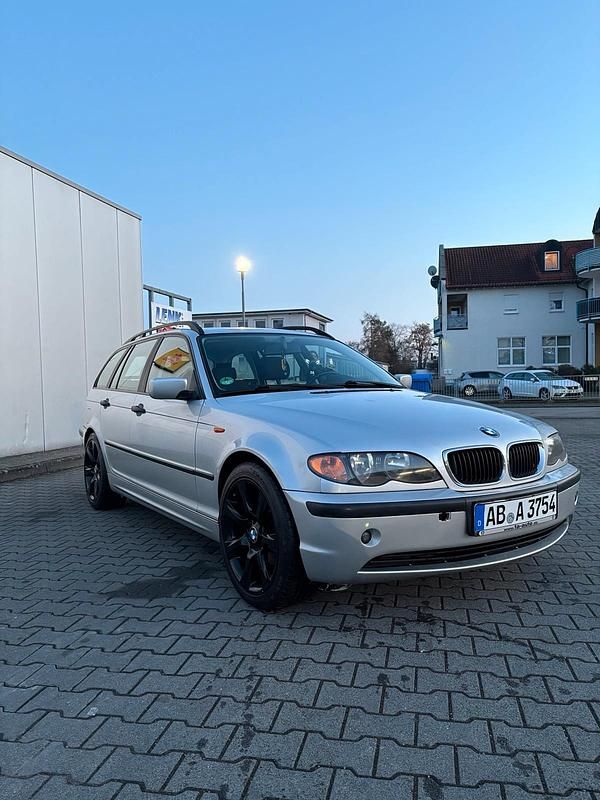 Gebraucht BMW 316 116 PS (85 kW) 2003 Silber Kombi