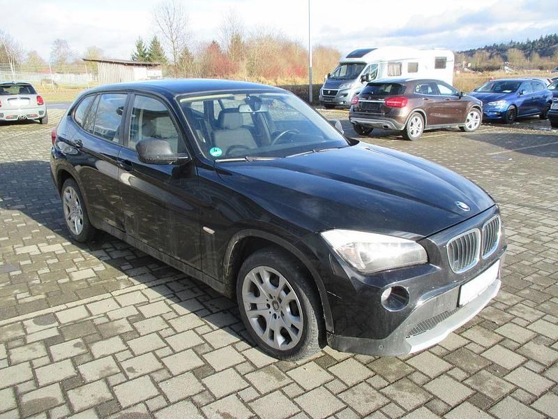 Gebraucht BMW X1 143 PS (105 kW) 2011 Schwarz SUV