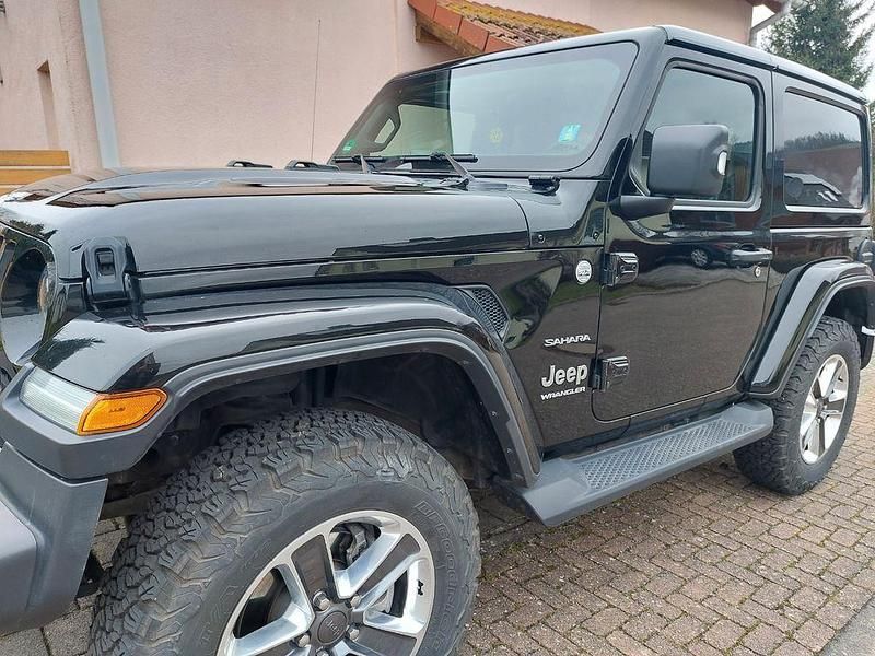 Gebraucht Jeep Wrangler Sahara 271 PS (199 kW) 2019 Schwarz SUV
