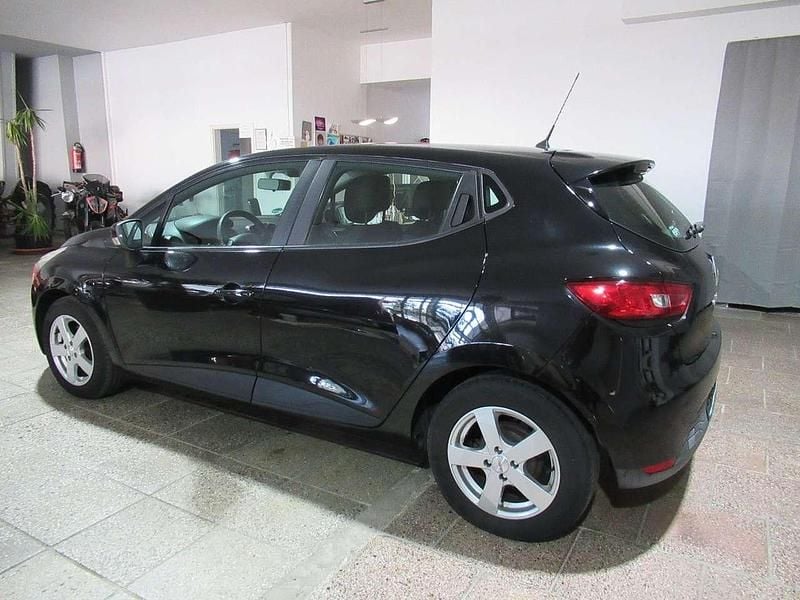 Gebraucht Renault Clio IV Dynamique 73 PS (53 kW) 2014 Schwarz Kleinwagen