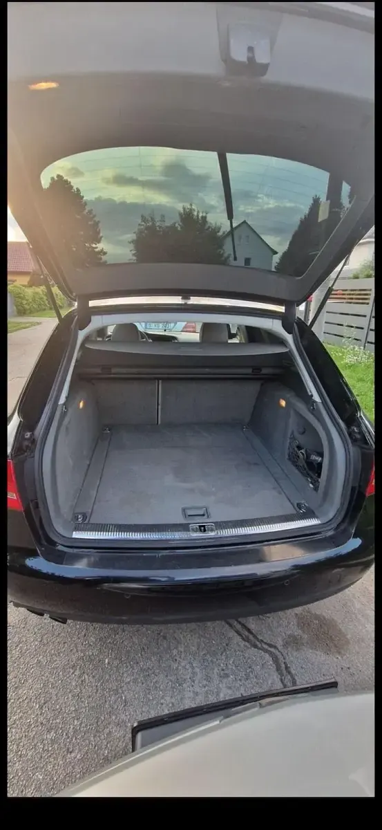 Gebraucht Audi A4 145 PS (106 kW) 2009 Schwarz Kombi