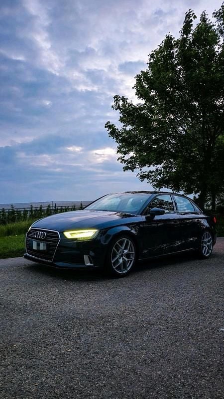 Gebraucht Audi A3 Sport 150 PS (110 kW) 2016 Blau Limousine