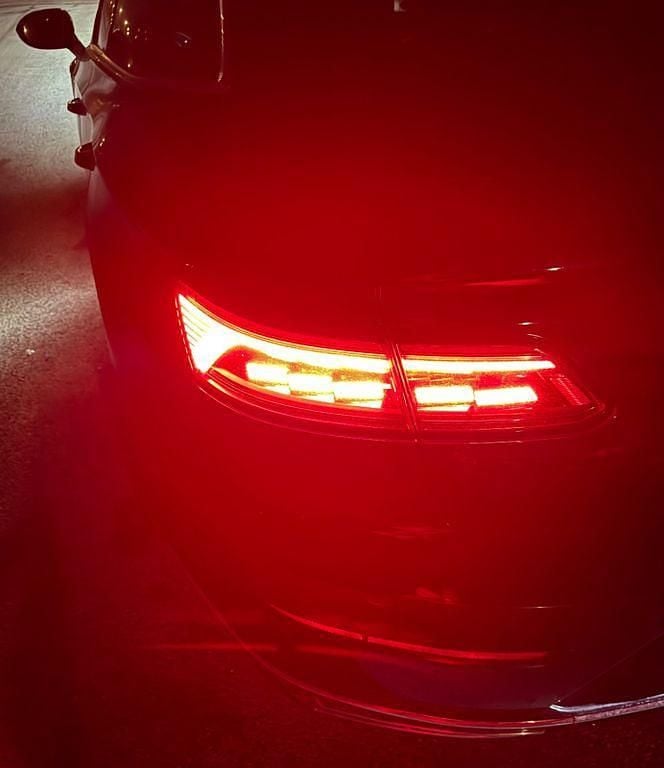 Gebraucht VW Arteon R-line 200 PS (147 kW) 2024 Schwarz Limousine