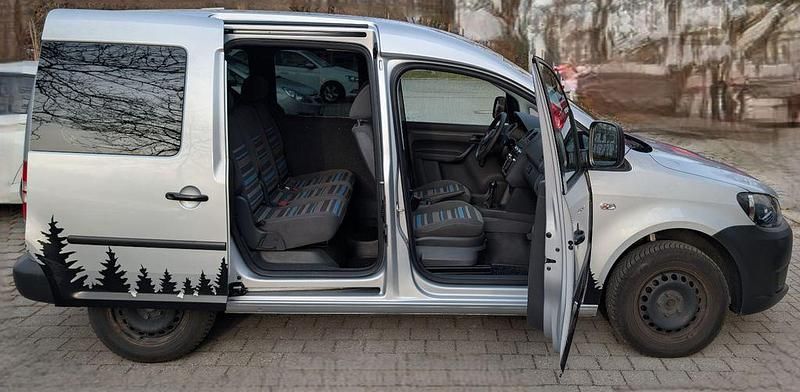 Gebraucht VW Caddy 75 PS (55 kW) 2010 Silber Van / Kleinbus