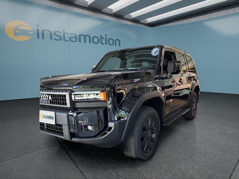 Schwarz Neu 2025 Toyota Land Cruiser SUV | 81.799 € (Etwas zu teuer) - Bild 1/4