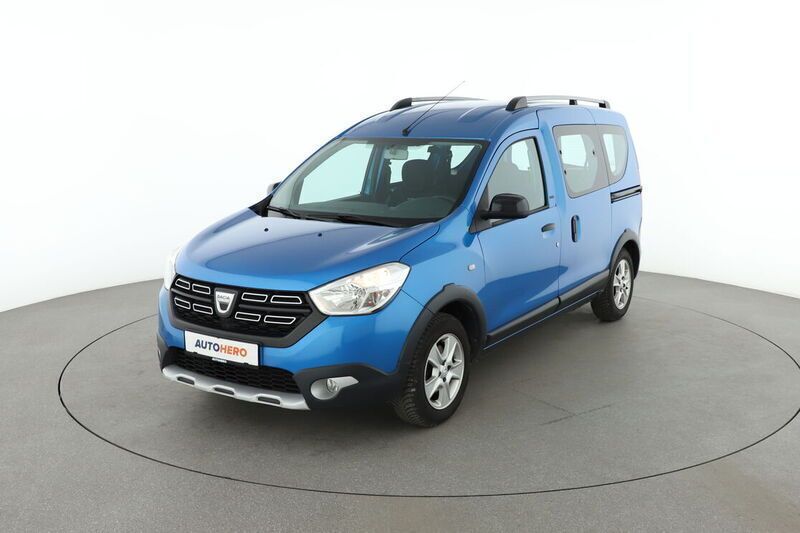 Blau Gebraucht 2019 Dacia Dokker Celebration Van | 12.130 € (Fairer Preis) - Bild 1/4