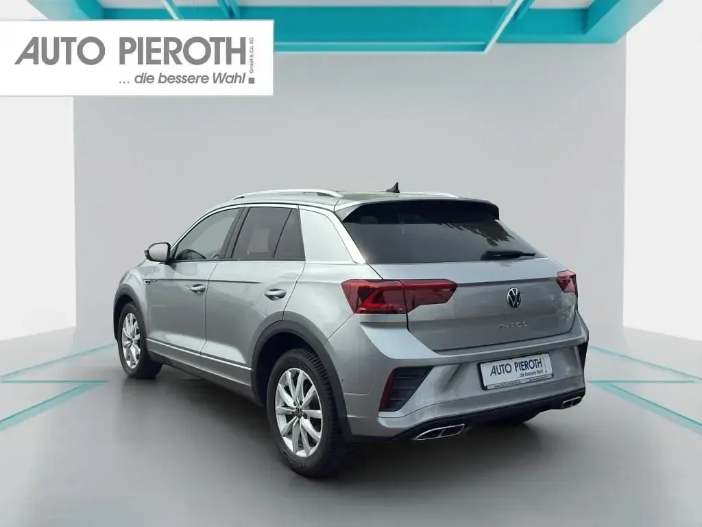 Gebraucht VW T-Roc R-line 150 PS (110 kW) 2023 Pyritsilber metallic SUV