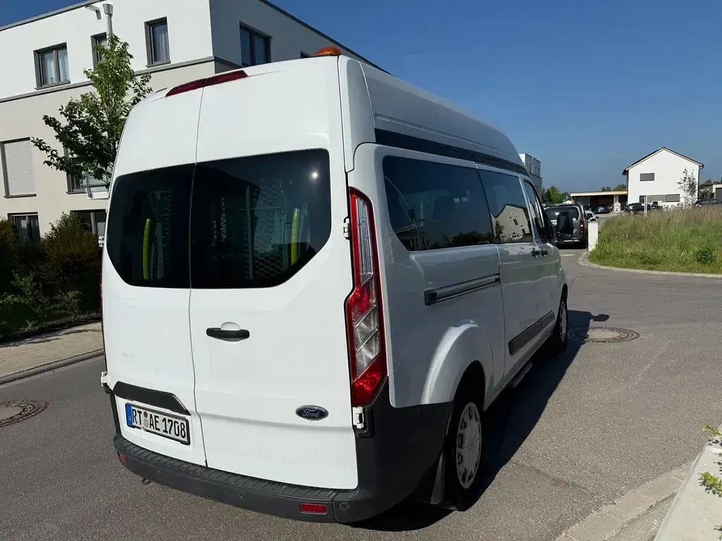 Używany Ford Transit S 131 KM (96 kW) 2016 Biały Minivan