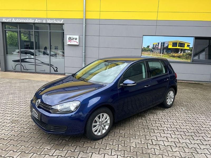 Blau Gebraucht 2011 VW Golf VI Comfortline Limousine | 7.990 € (Fairer Preis) - Bild 1/4