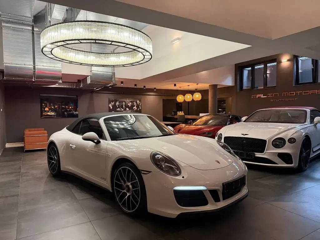 Second-hand Porsche 991 450 CP (330 kW) 2017 Alb Cabrio