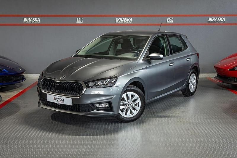Grau Gebraucht 2021 Skoda Fabia Ambition Limousine | 13.990 € (Guter Preis) - Bild 1/4