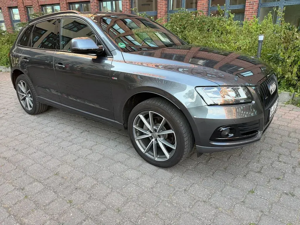 Gebraucht Audi Q5 Sport 258 PS (189 kW) 2016 Grau SUV