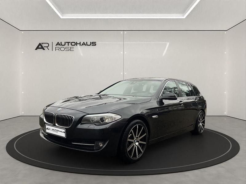 Gebraucht BMW 528 Sport Line 245 PS (180 kW) 2013 Grau Limousine
