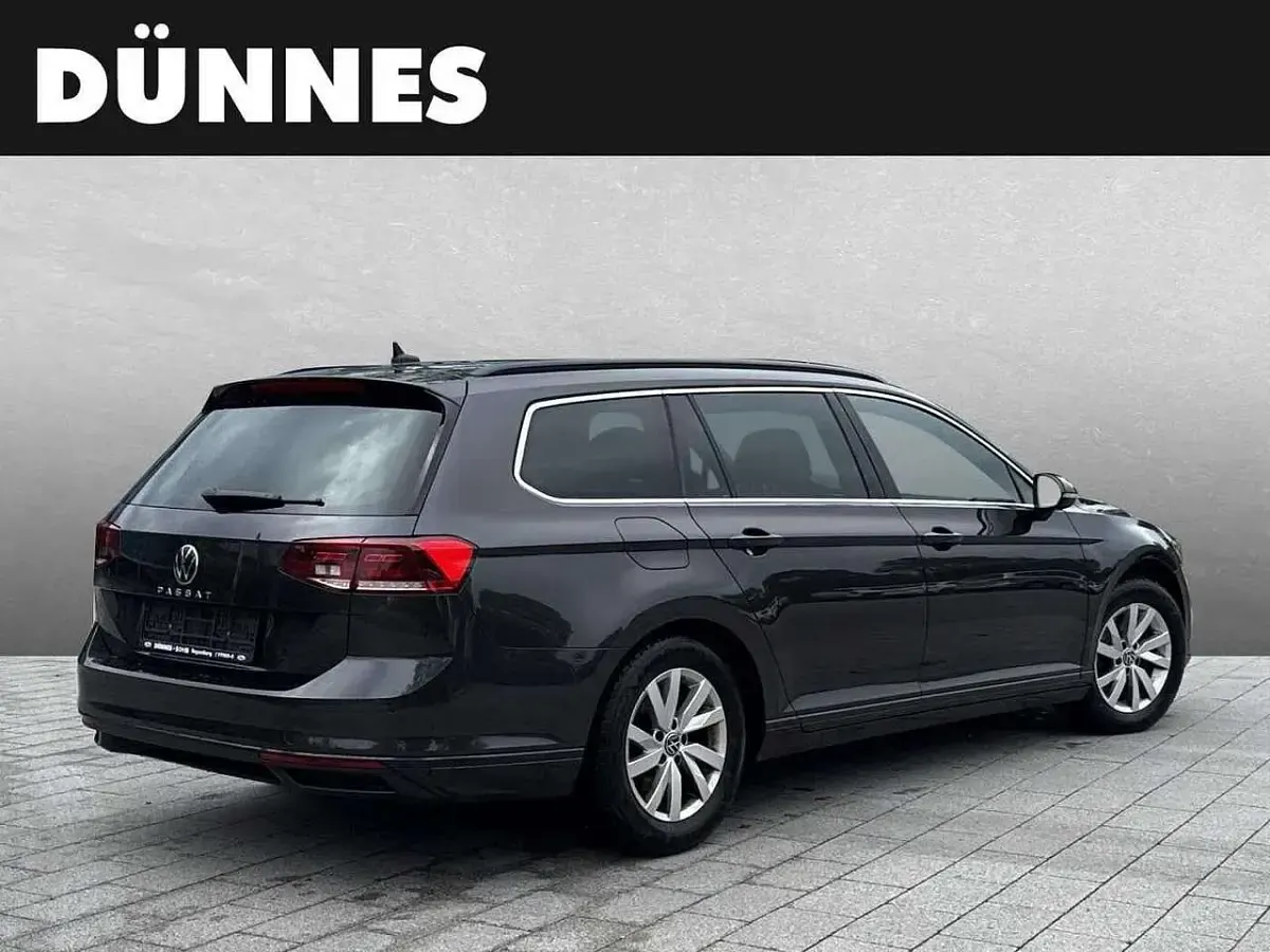 Gebraucht VW Passat Business 150 PS (110 kW) 2022 Grau (mangangrau metallic) Kombi