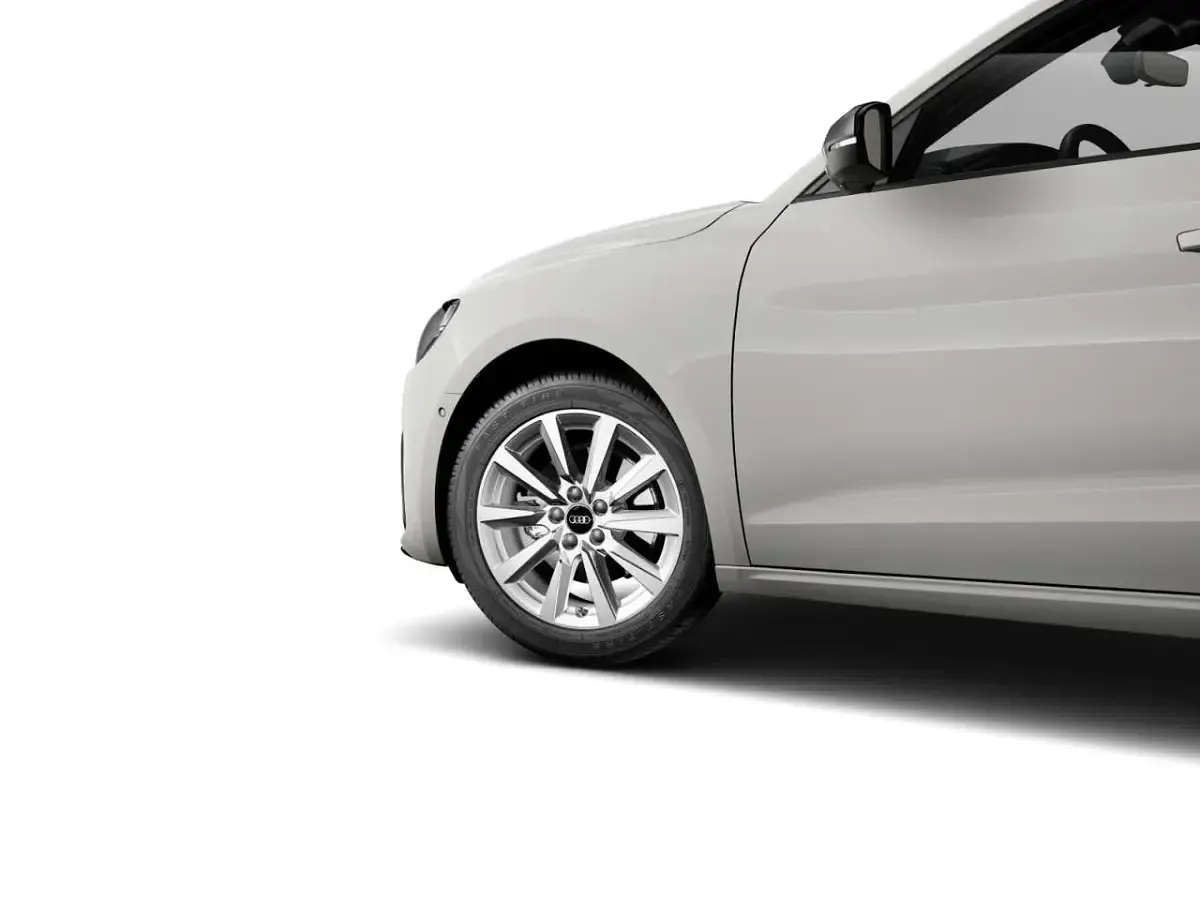 Gebraucht Audi A1 Advanced Plus 116 PS (85 kW) 2025 Cortinaweiß SUV