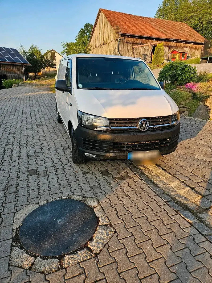 Gebraucht VW Transporter 140 PS (102 kW) 2016 Weiß Van