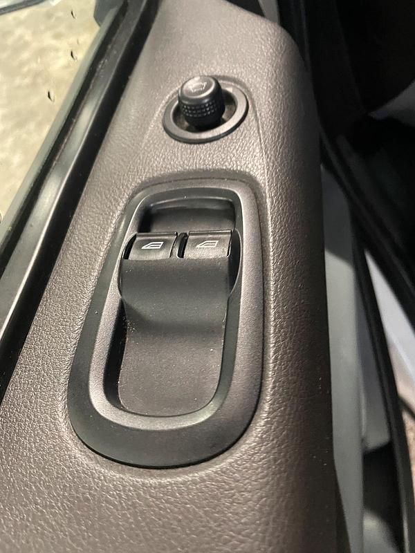 Gebraucht Ford Transit Custom 100 PS (73 kW) 2014 Weiß Van / Kleinbus