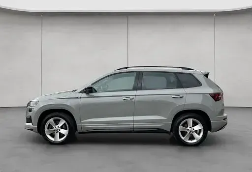 Gebraucht Skoda Karoq SportLine 190 PS (139 kW) 2023 Grau SUV