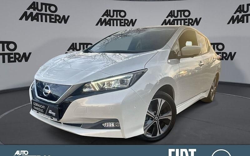 Gebraucht Nissan Leaf Tekna 160 kW (218 PS) 2021 Weiß Kleinwagen