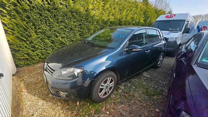 Gebraucht VW Golf VI Style 105 PS (77 kW) 2011 Blau Kleinwagen