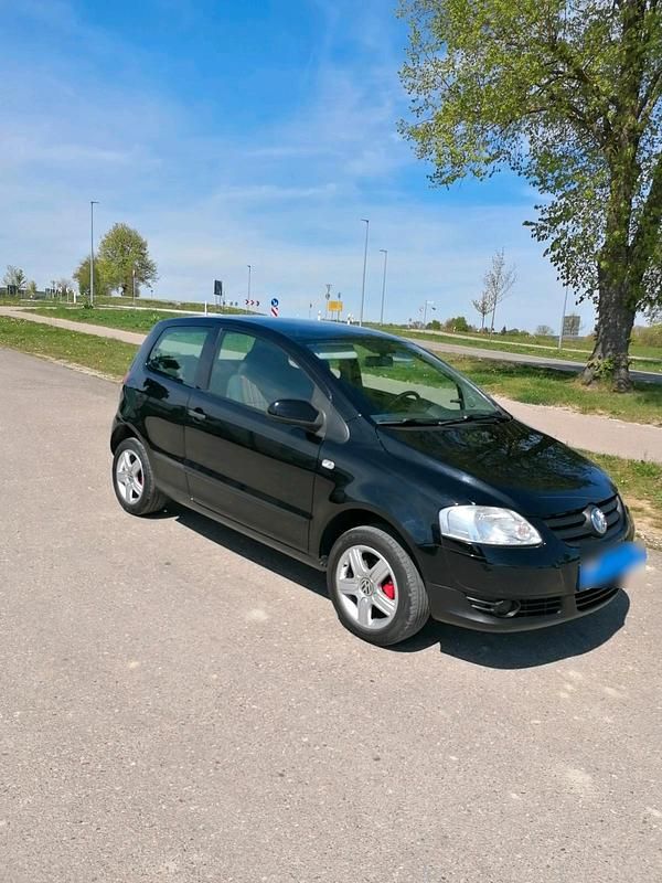 Usata VW Fox 75 CV (55 kW) 2006 Nero Utilitaria