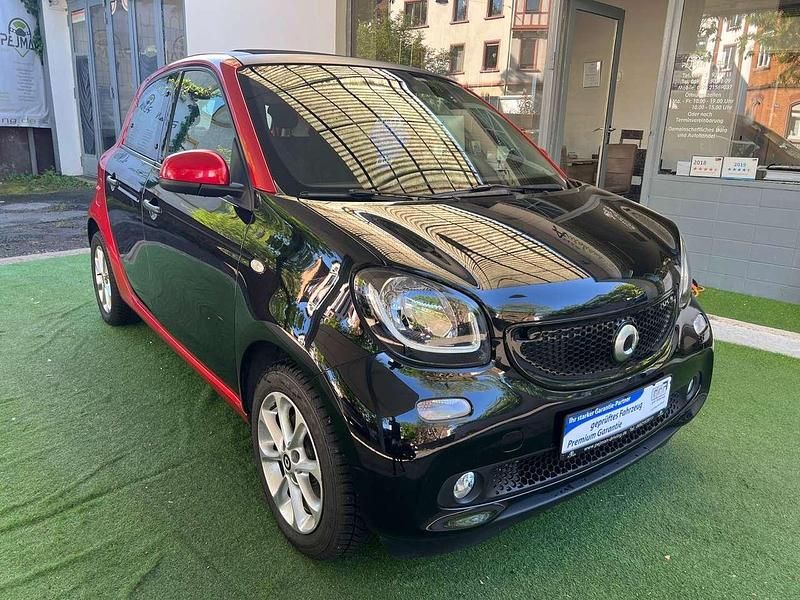 Schwarz/rot Gebraucht 2017 Smart ForFour Basis Limousine | 8.999 € (Fairer Preis) - Bild 1/4