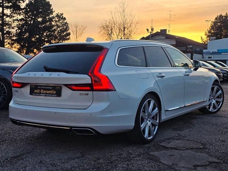 Gebraucht Volvo V90 Inscription 190 PS (139 kW) 2017 Weiß Kombi
