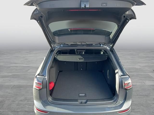 Gebraucht VW Golf VIII R-line 150 PS (110 kW) 2025 Grau Kombi