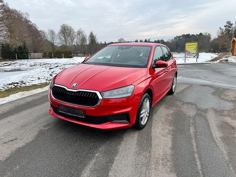 Gebraucht Skoda Fabia Active 65 PS (47 kW) 2023 Rot Kleinwagen