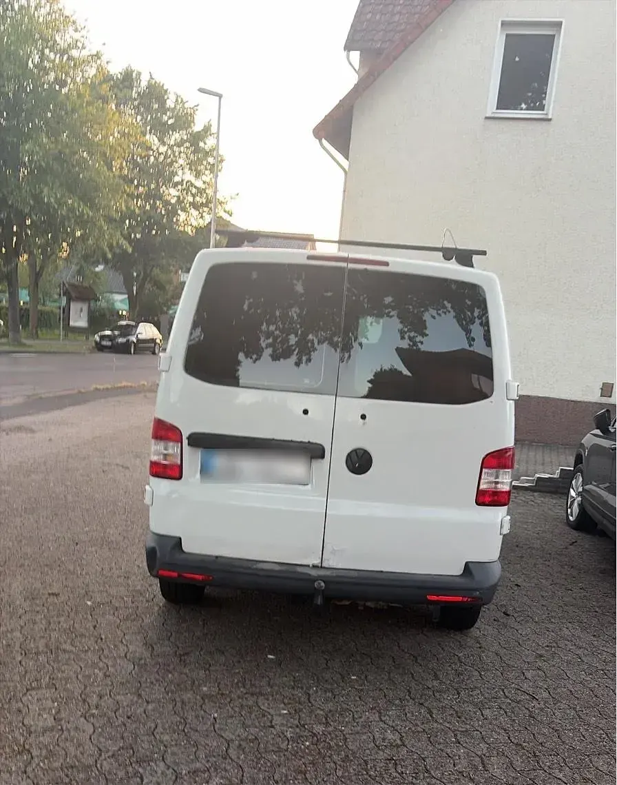 Gebraucht VW T5 114 PS (83 kW) 2013 Weiß Van