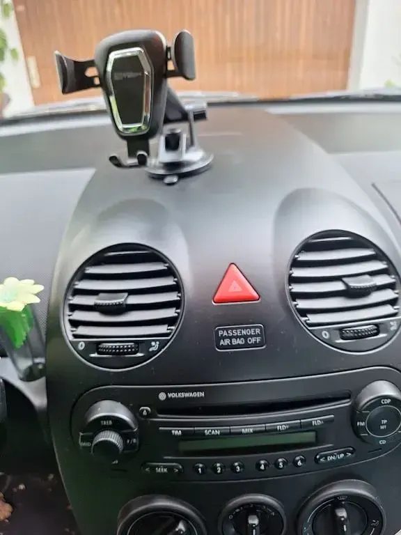 Gebraucht VW New Beetle 102 PS (75 kW) 2004 Silber Kleinwagen