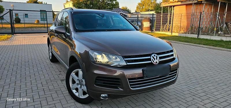 Braun Gebraucht 2013 VW Touareg SUV | 12.500 € (Superpreis) - Bild 1/4