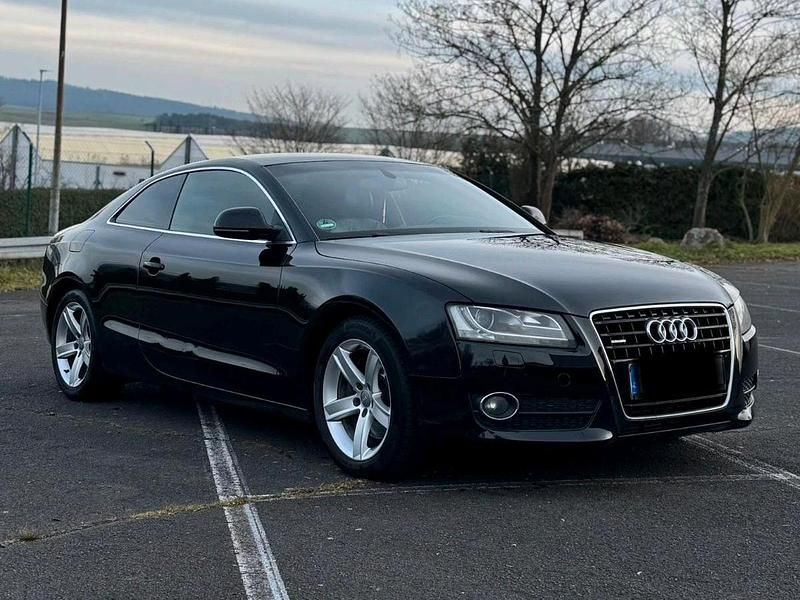 Schwarz Gebraucht 2009 Audi A5 S-Line Coupé | 5.699 € (Guter Preis) - Bild 1/4