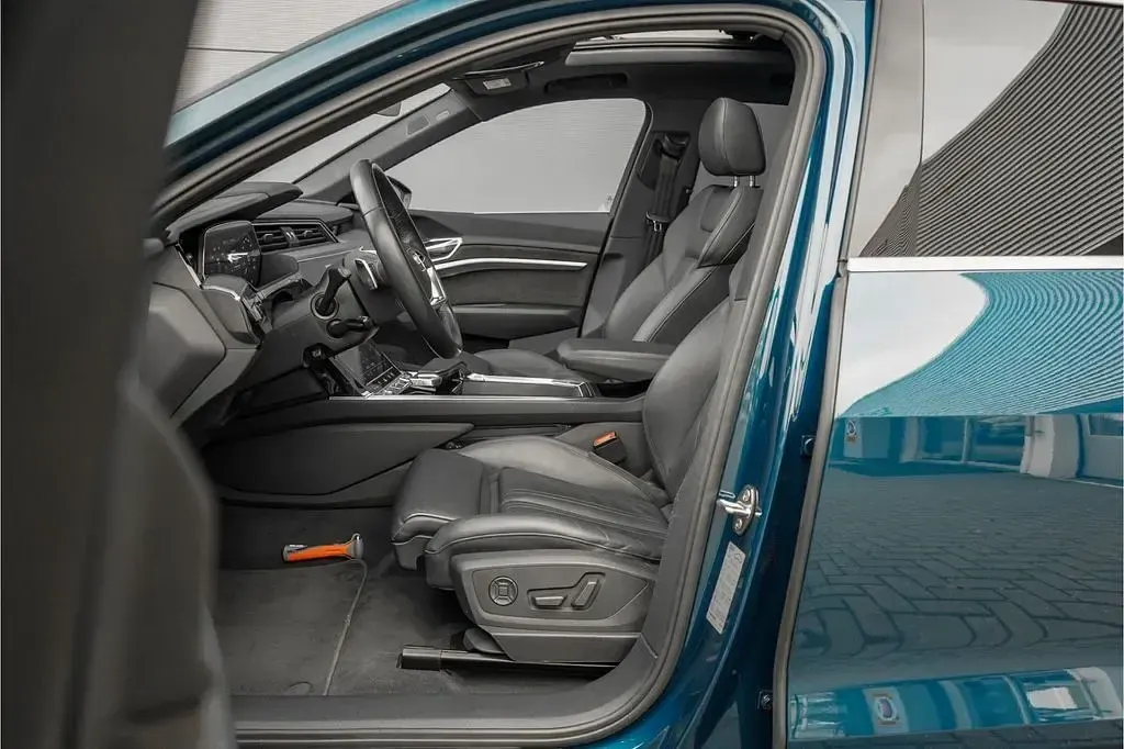 Gebraucht Audi e-tron Advanced 300 kW (408 PS) 2018 Blau SUV