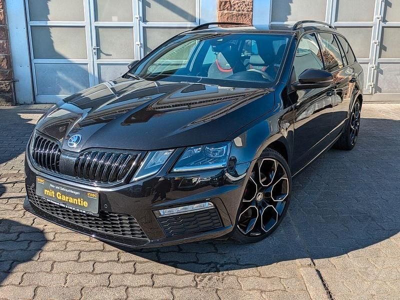 Schwarz Gebraucht 2020 Skoda Octavia RS Kombi | 22.190 € (Fairer Preis) - Bild 1/4