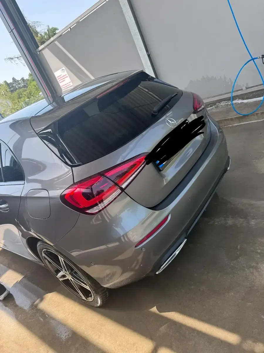 Gebraucht Mercedes A200 163 PS (119 kW) 2022 Grau Kleinwagen