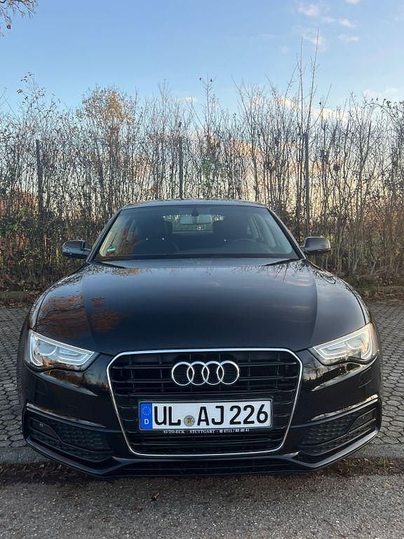 Gebraucht Audi A5 Sportback Design 144 PS (105 kW) 2017 Schwarz Kleinwagen